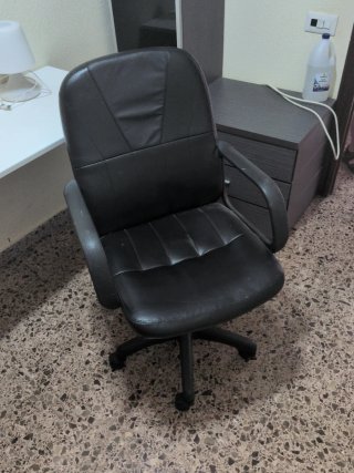 Silla de escritorio negra