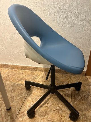 Silla oficina Ikea+ Funda  Buen estado