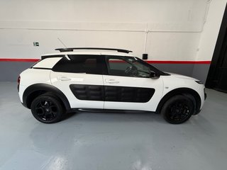 CITROËN C4 CACTUS 1.6 e-HDi SHINE 92CV ETG6 - 2015