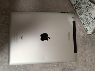 iPad A1396 Plata