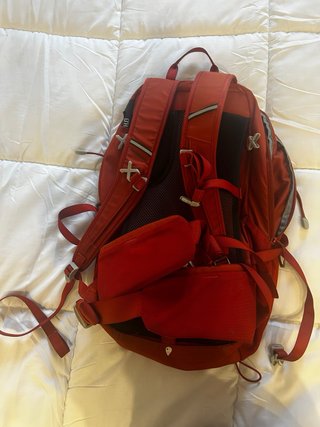 Mochila Trangoworld Montaña 25L Roja