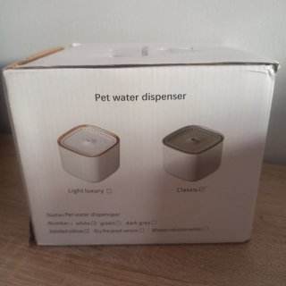 Fuente de agua para mascotas