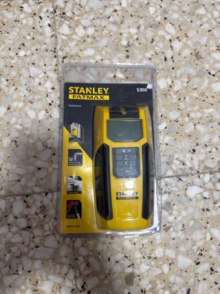 Detector de Estructuras Stanley Fatmax S300