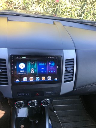 Mitsubishi Outlander 2010