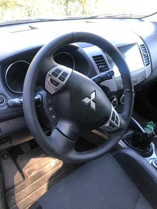 Mitsubishi Outlander 2010