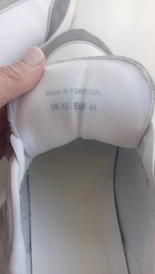 Zapatillas deportivas hombre grises y blancas