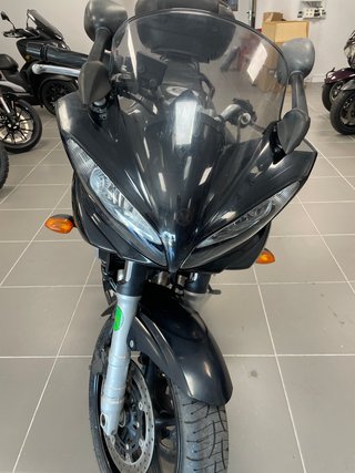 YAMAHA Fazer 600 S 2005 Negra