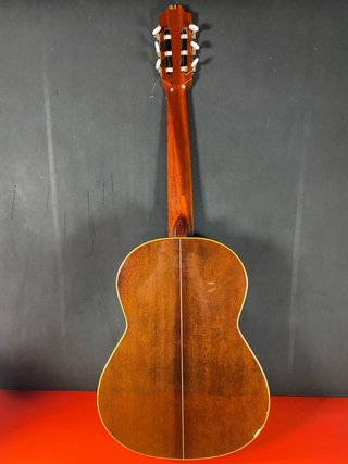 Guitarra clásica Admira Modelo Cadiz