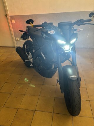 Yamaha MT-125 Negra