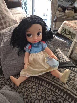 Muñeca estilo Blancanieves Disney