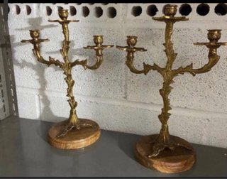 Candelabro de bronce y mármol