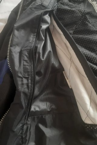 Chaqueta moto UNIK y guantes a juego
