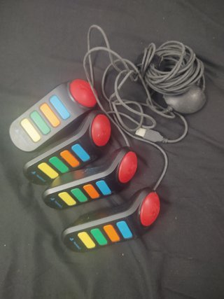 PlayStation 2, Set di 4 controller Buzzers (Usato)