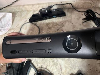 Xbox 360 120GB + Kinect + 2 Mandos