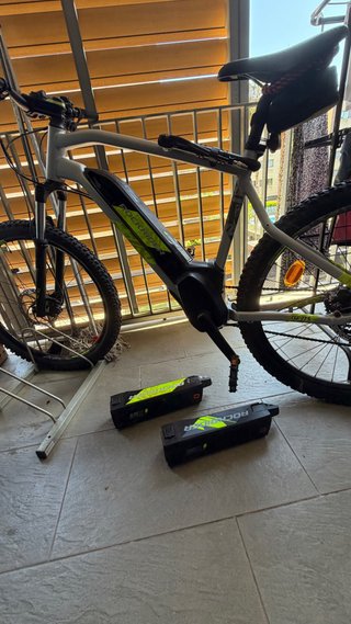 Bici Rockrider eST520 420 Wh 70 par y 2 ex bateria