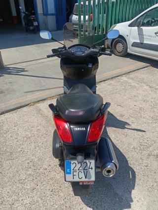 Yamaha Xmax 125 Negra
