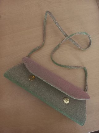 Conjunto fiesta/boda: zapatos y bolso irisados