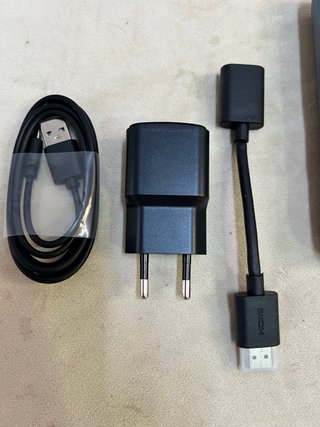 STRONG SRT41 4K Android TV Stick