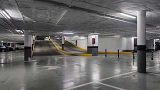 Garaje en venta en La Buhaira en Sevilla
