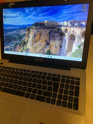 Notebook Asus Intel Core i7 5005U