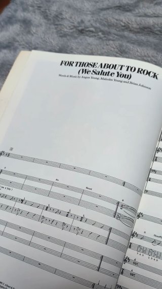 AC/DC Rock Score Libro Partituras