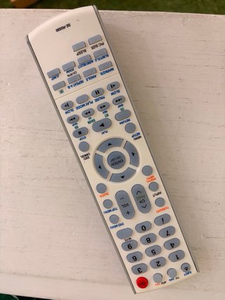 TV LCD Toshiba 22DV616DG con DVD