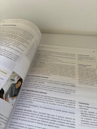 Libro de gestión de la Documentación Jurídica y Em