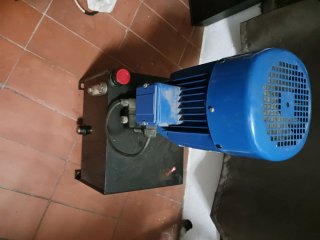 Vendo bomba hidraulica para elevador