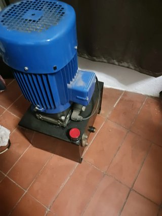 Vendo bomba hidraulica para elevador
