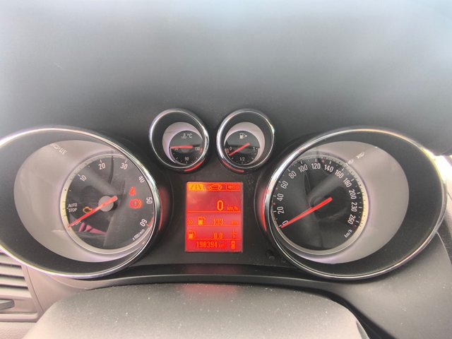 Opel Zafira Tourer 2016 "TODO RECIÉN HECHO"