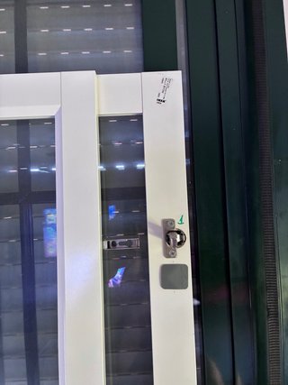 Puertas vidrio estantería Billy Ikea