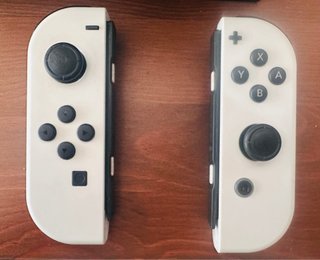 Nintendo Switch OLED Bianca e Nera