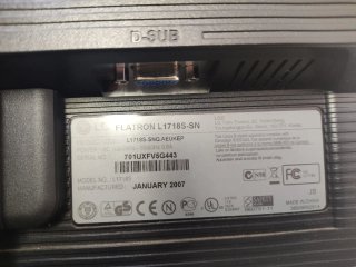Monitor LG Flatron L1718S 17 Plata