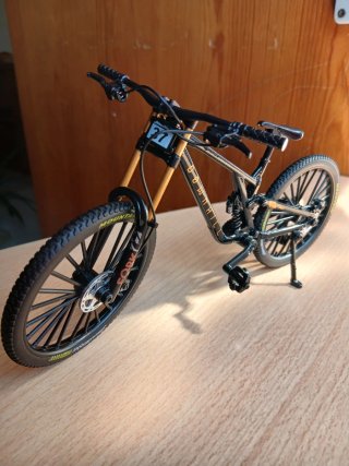 Réplica Bicicleta MTB Metálica Miniatura Colección