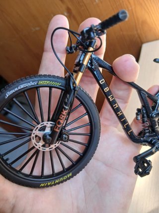 Réplica Bicicleta MTB Metálica Miniatura Colección