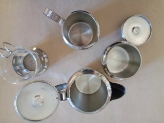 Juego de café i té de metal.