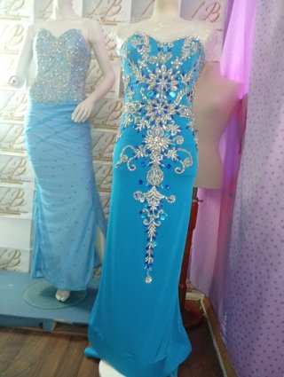 Vestido de fiesta Luss Barahona azul y plata