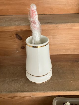 Portaescobilla WC Porcelana y Oro