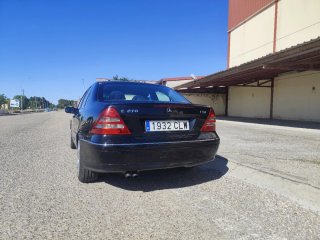 Mercedes-Benz Clase C 2003