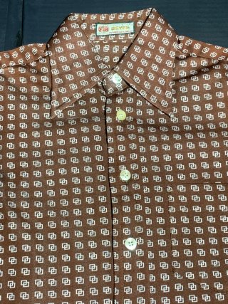 Camisa manga corta retro marrón