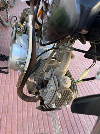 Pit Bike 125 XL Negra y Blanca