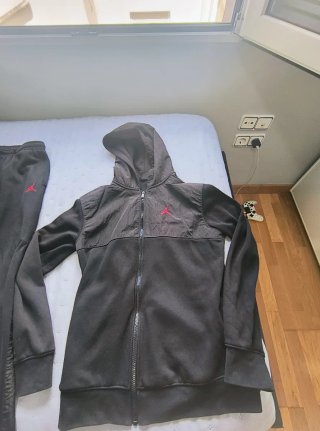 Conjunto Jordan Essdntials Junior Negro