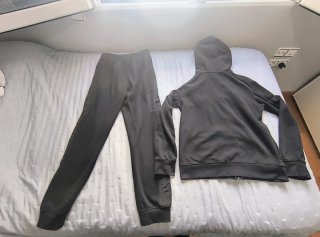 Conjunto Jordan Essdntials Junior Negro