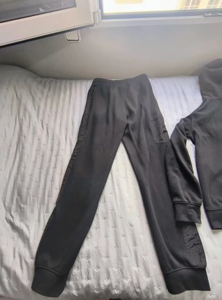 Conjunto Jordan Essdntials Junior Negro