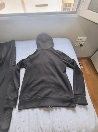Conjunto Jordan Essdntials Junior Negro