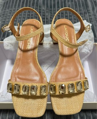 Sandalias Latouche Beige con Pedrería