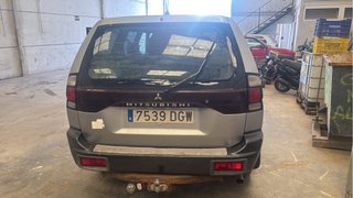 Mitsubishi Montero 2005
