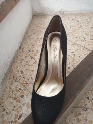 Zapatos de tacón negros