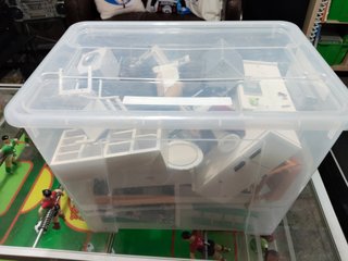 Set mobili e accessori per casa delle bambole