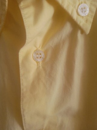 Camisa Lacoste Amarilla Talla L